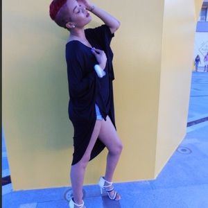 Hi Lo Flowy Top in Grey